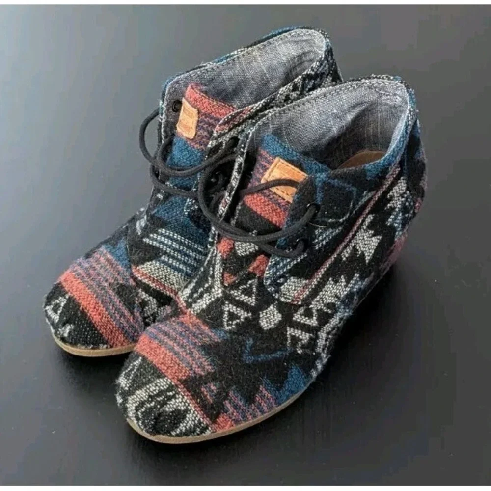 Toms‎ Boho Navaho Desert Wedge Bootie in Aztec Jacquard, Size W6.5